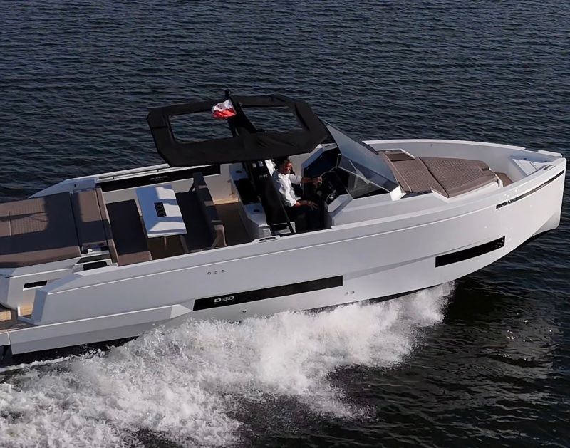 de antonio yachts d32 price